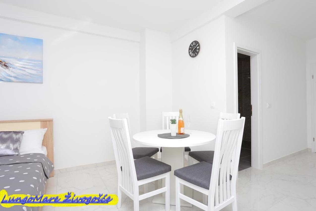 Apartmants Villa Lungo Mare Živogošće Kültér fotó