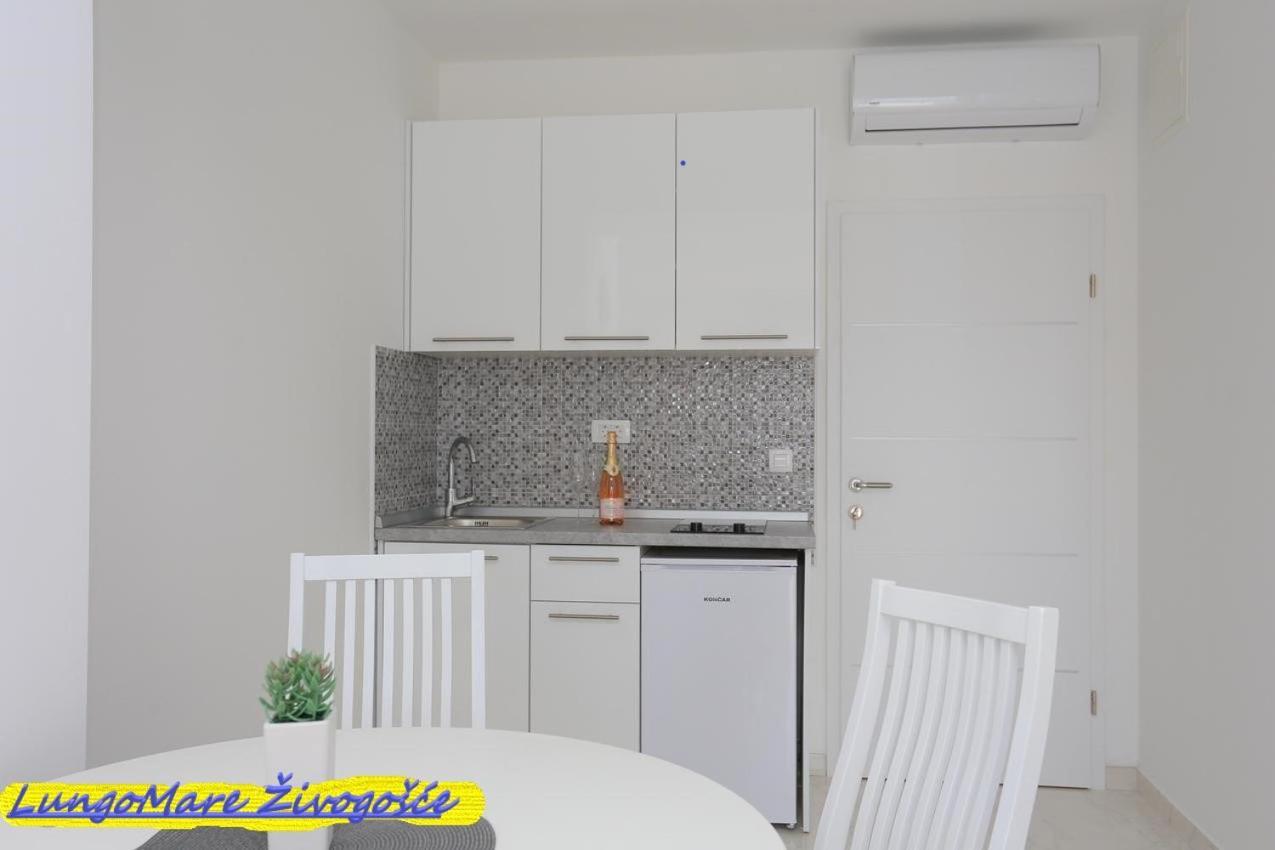 Apartmants Villa Lungo Mare Živogošće Kültér fotó