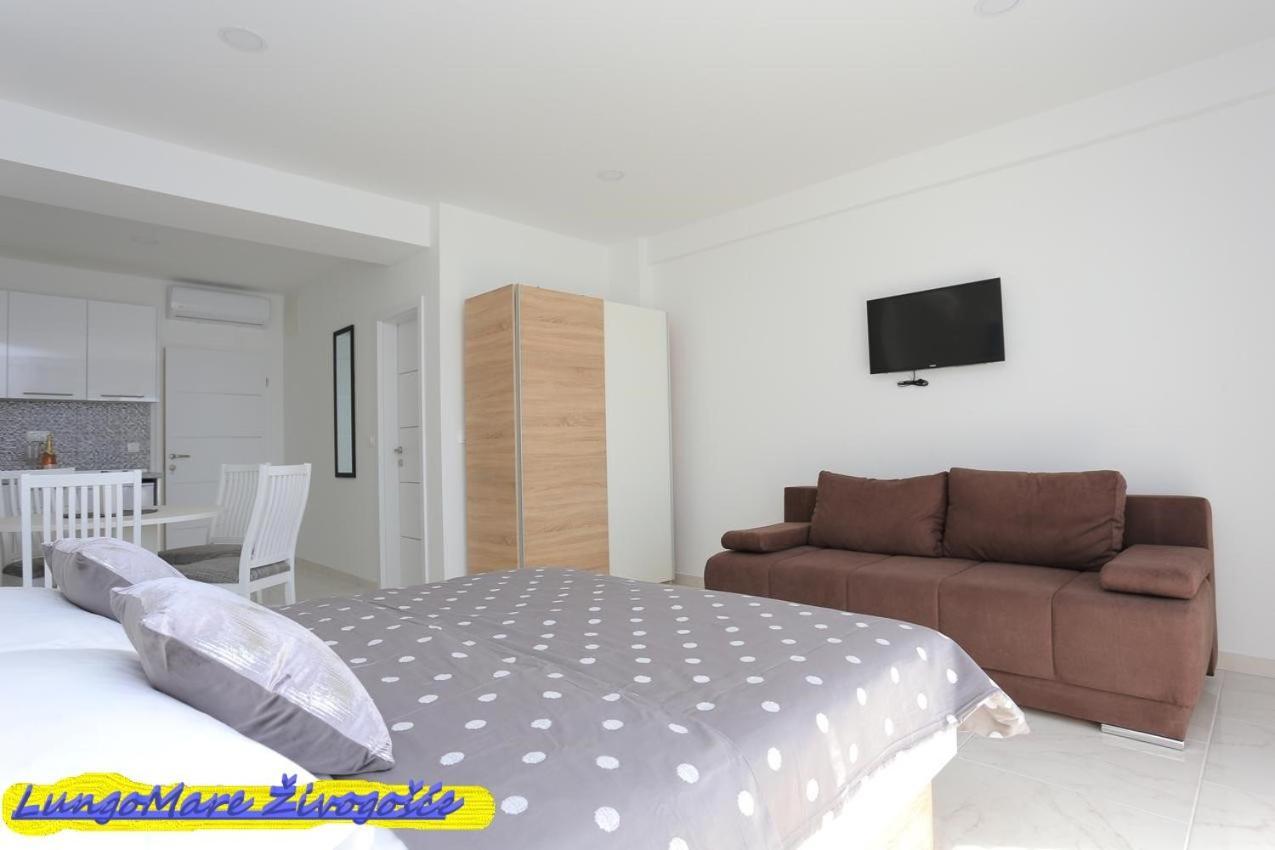 Apartmants Villa Lungo Mare Živogošće Kültér fotó