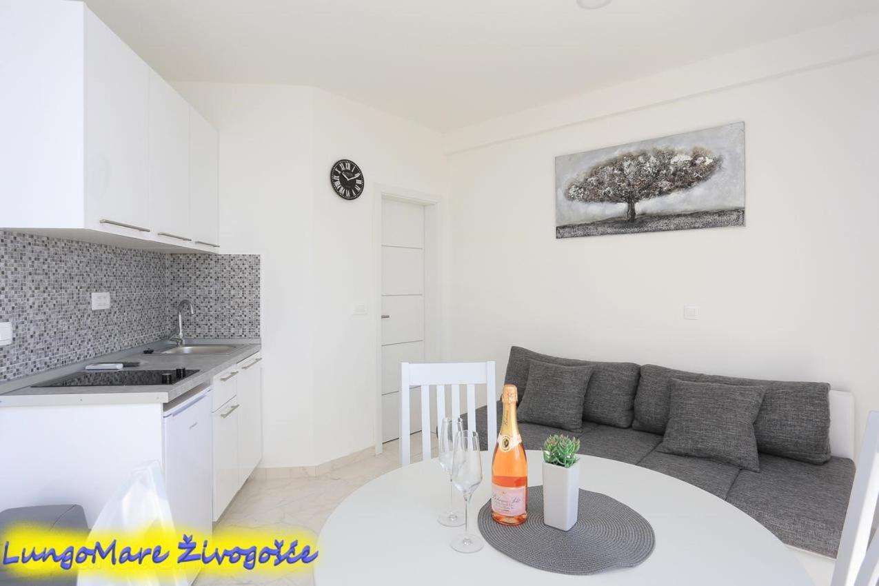 Apartmants Villa Lungo Mare Živogošće Kültér fotó